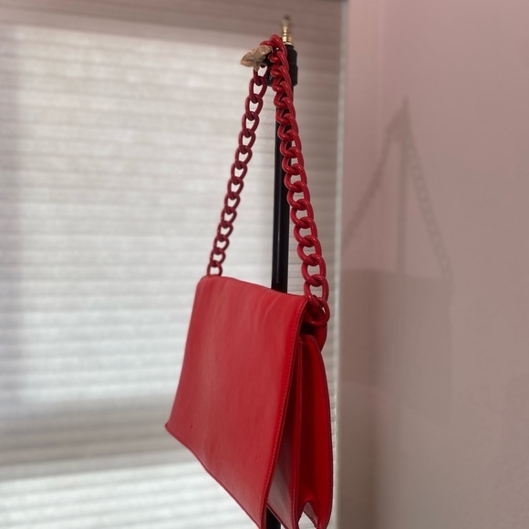 Forever 21 Handbags - forever 21 red shoulder bag with red chain